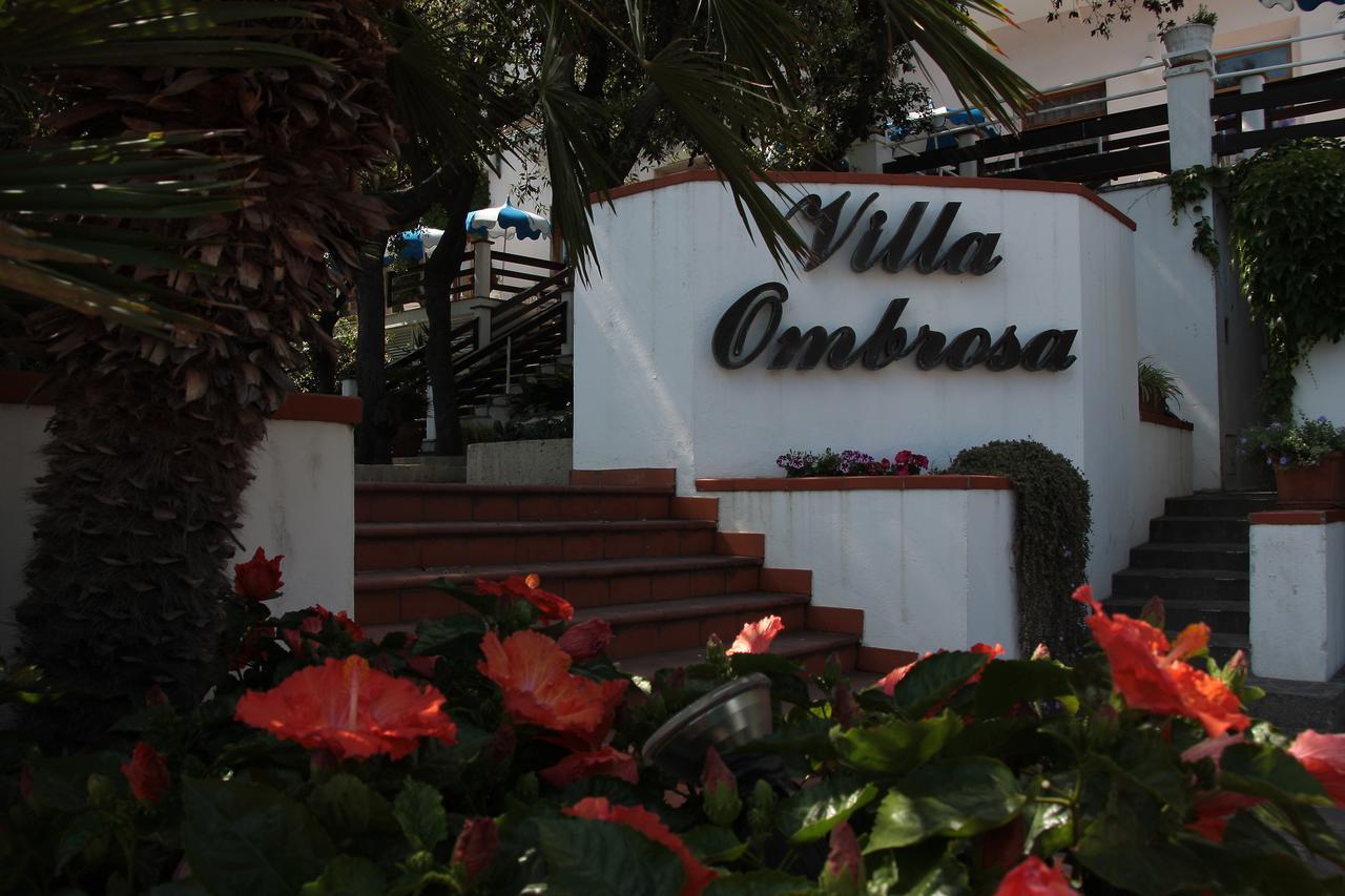 Hotel Villa Ombrosa Portoferraio Quarto foto